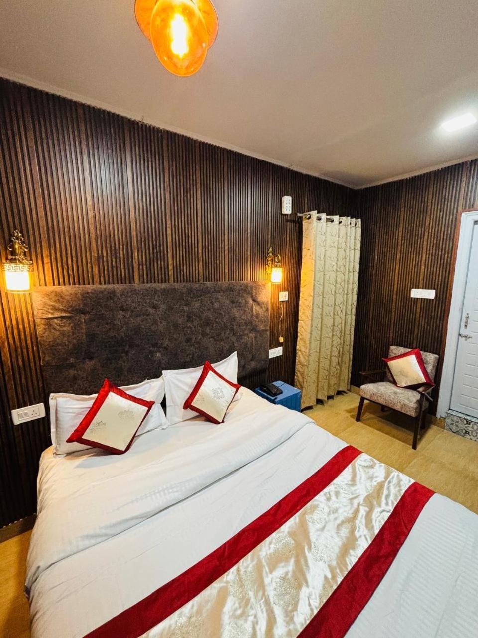 Hotel Amar 穆索里 外观 照片