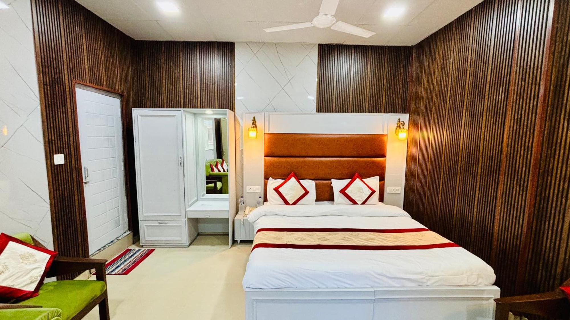 Hotel Amar 穆索里 外观 照片