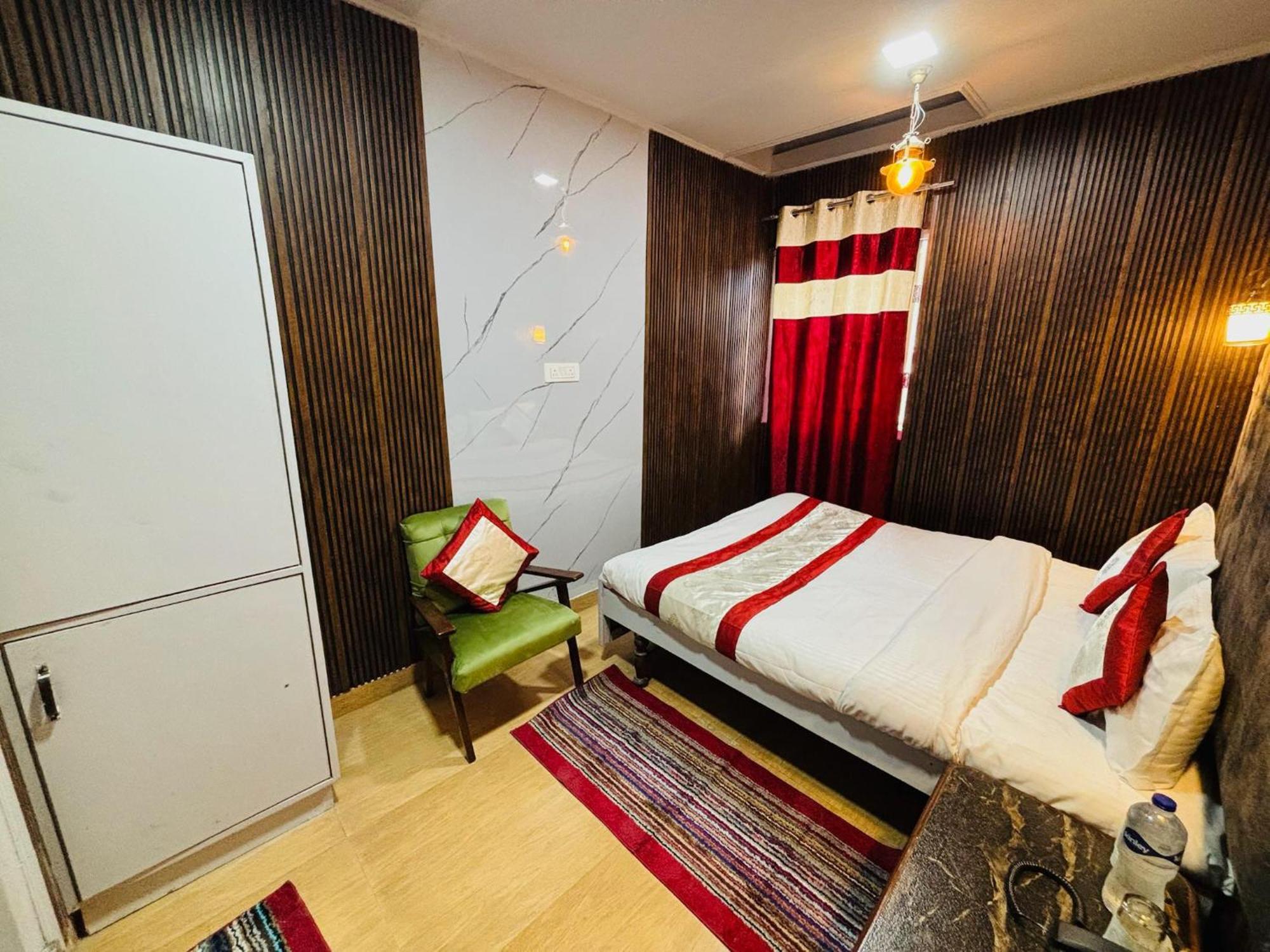 Hotel Amar 穆索里 外观 照片
